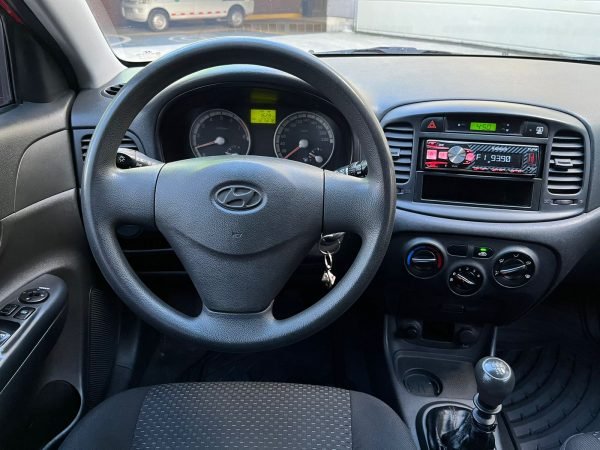 Hyundai accent <br> 2009 - Imagen 7