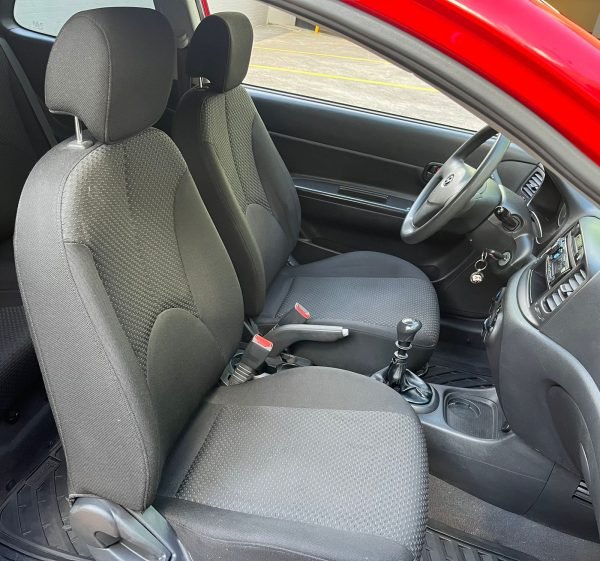 Hyundai accent <br> 2009 - Imagen 6