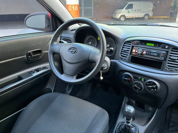 Hyundai accent <br> 2009 - Imagen 10