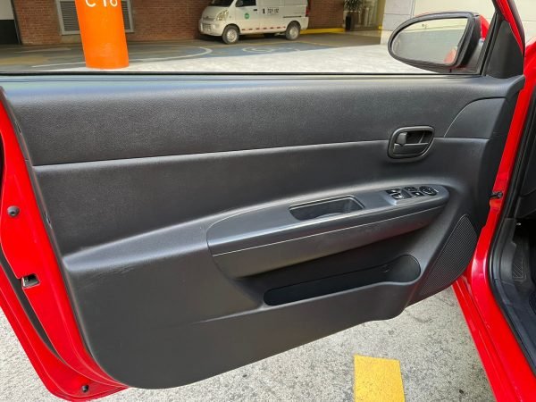 Hyundai accent <br> 2009 - Imagen 4