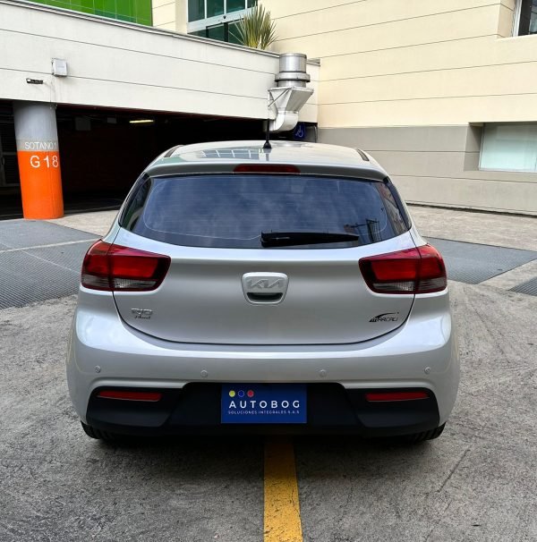 Kia Rio Vibrant <br> 2023 - Imagen 18