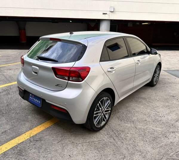 Kia Rio Vibrant <br> 2023 - Imagen 16