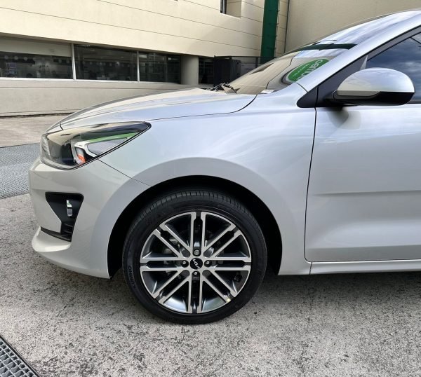 Kia Rio Vibrant <br> 2023 - Imagen 11
