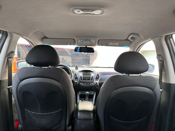 Hyundai Tucson 4x4 <br> 2010 - Imagen 5