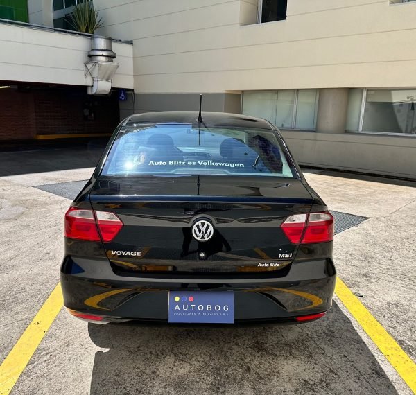 Volkswagen Voyage <br> 2017 - Imagen 16