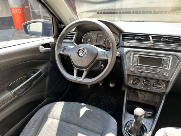 Volkswagen Voyage <br> 2017 - Imagen 10