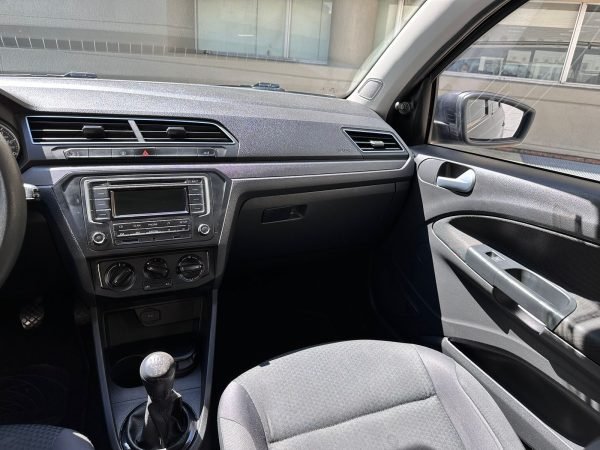 Volkswagen Voyage <br> 2017 - Imagen 9