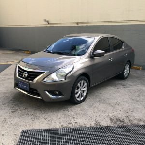 Nissan Versa <br>2015