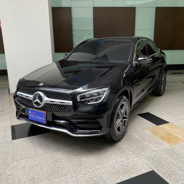 Mercedes Benz <br> 2022