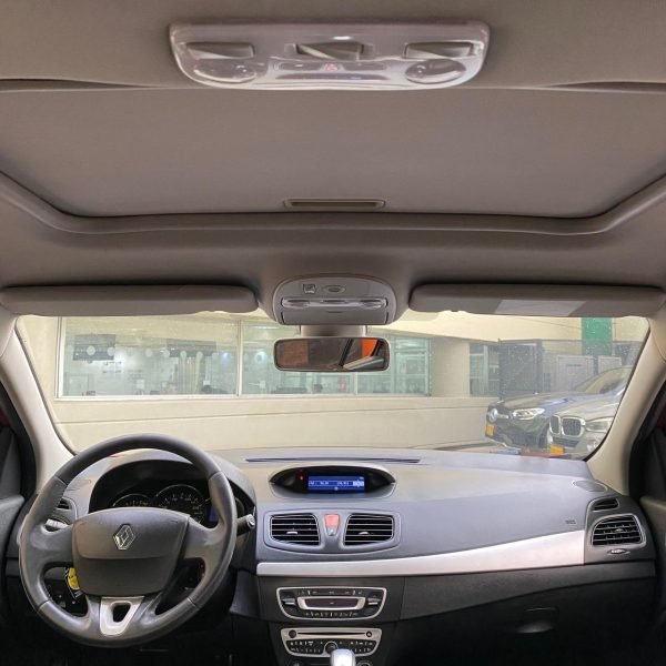 Renault Fluence <br> 2012 - Imagen 4