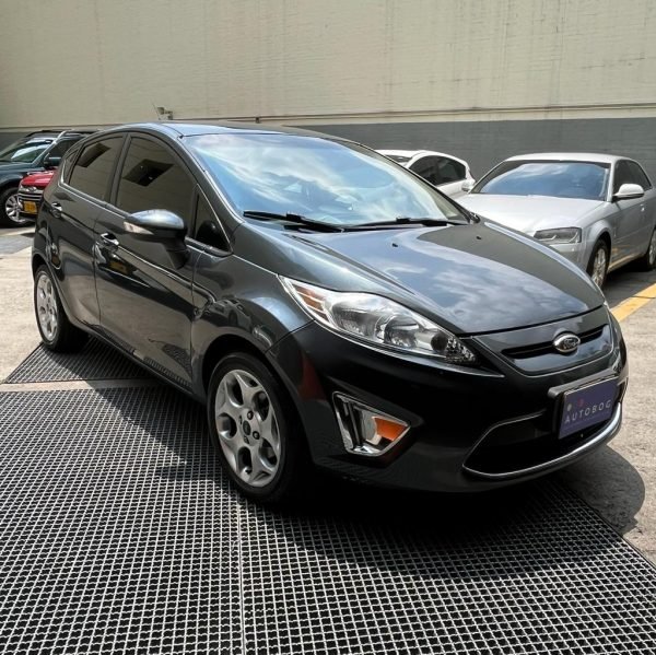 Ford Fiesta Titanium <br> 2011 - Imagen 4