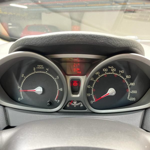 Ford Fiesta Titanium <br> 2011 - Imagen 21