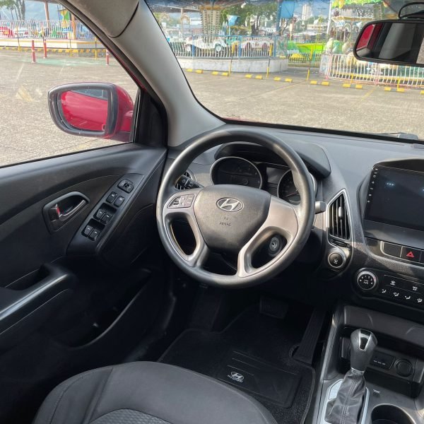 Hyundai Tucson i35 4x4 <br> 2014 - Imagen 9