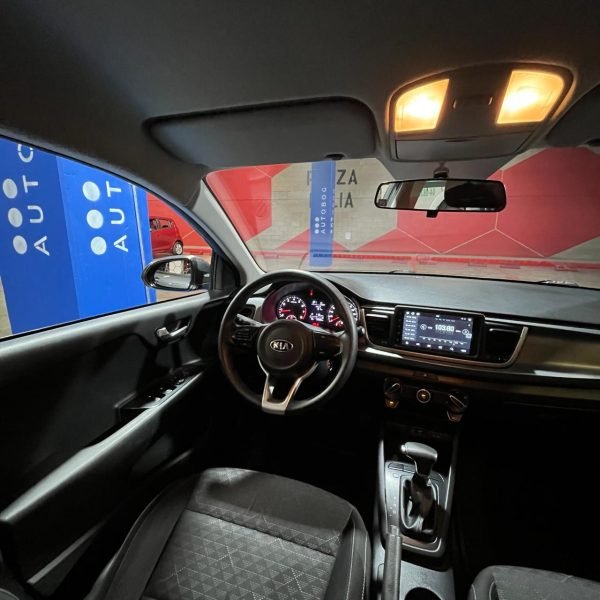 Kia  Tonic Vibrant TP <br> 2020 - Imagen 13
