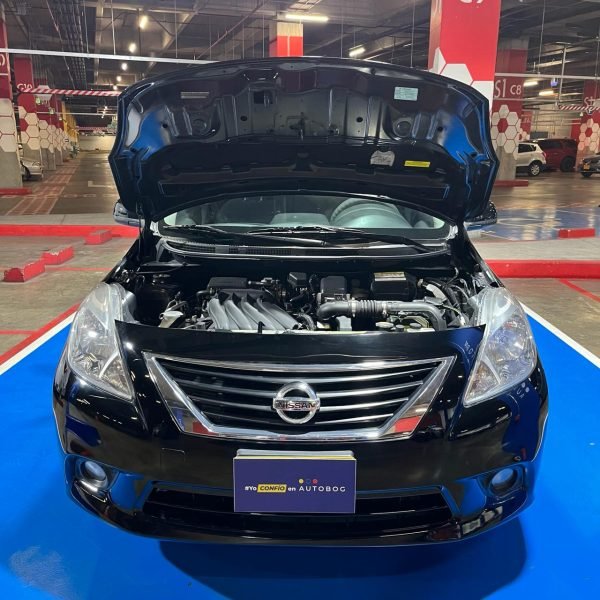 Nissan Versa Advance <br> 2013 - Imagen 9