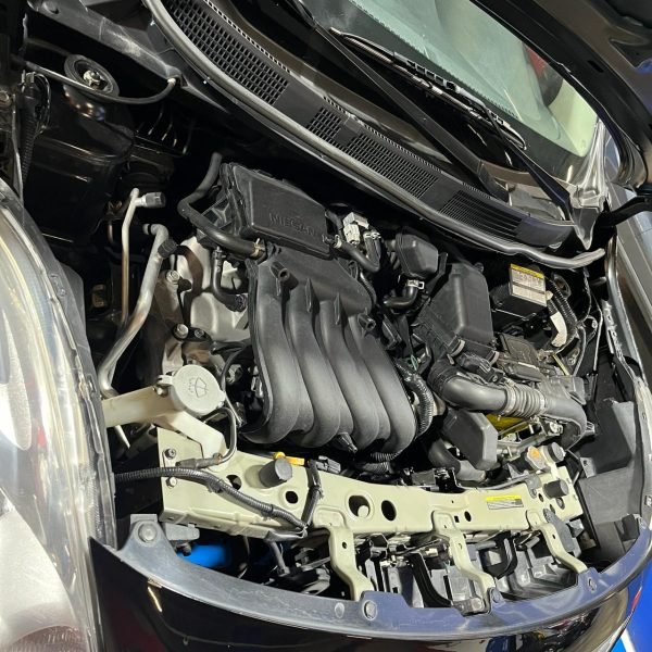 Nissan Versa Advance <br> 2013 - Imagen 11