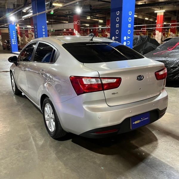 Kia Rio UB EX <br>2015 - Imagen 6