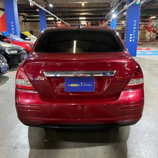 Nissan Tiida <br> 2008 - Imagen 5