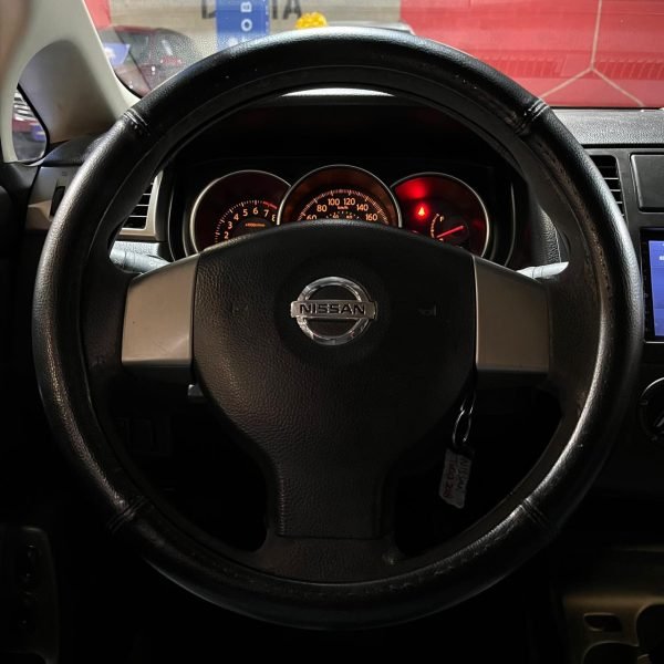 Nissan Tiida <br> 2008 - Imagen 12