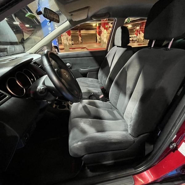 Nissan Tiida <br> 2008 - Imagen 18