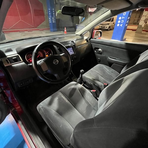 Nissan Tiida <br> 2008 - Imagen 19