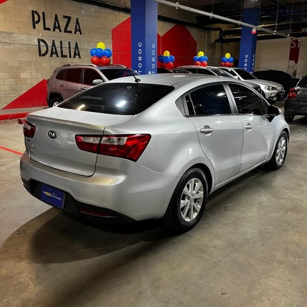 Kia Rio UB EX <br> 2014 - Imagen 4