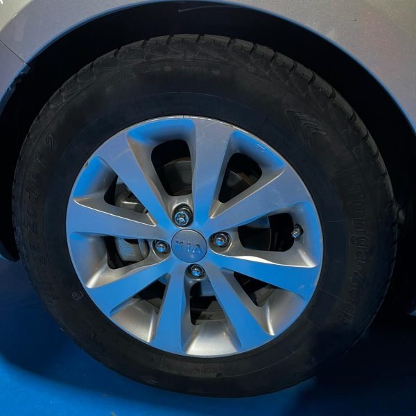 Kia Rio UB EX <br> 2014 - Imagen 7
