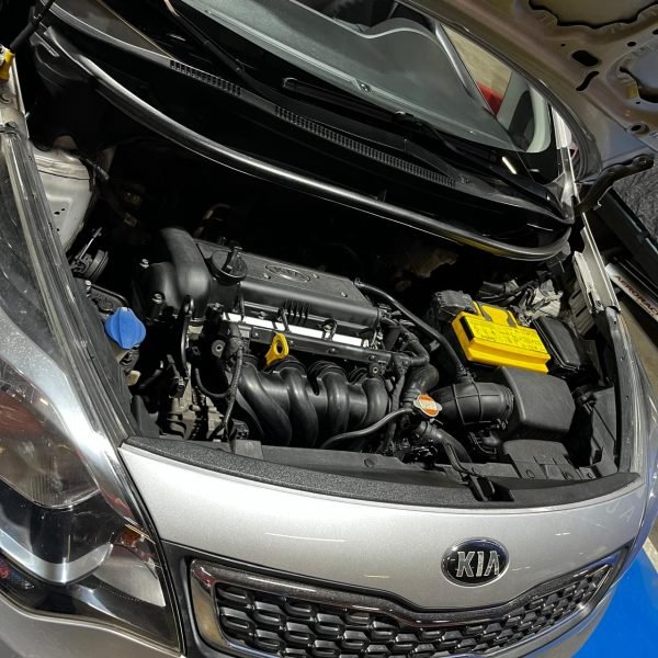 Kia Rio UB EX <br> 2014 - Imagen 10