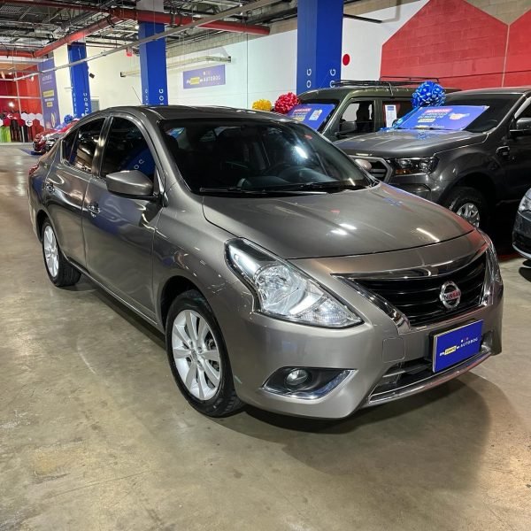 Nissan Versa Advance <br> 2018 - Imagen 3