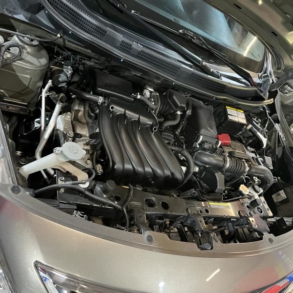 Nissan Versa Advance <br> 2018 - Imagen 9