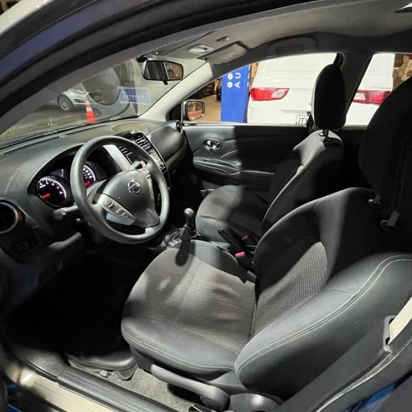 Nissan Versa Advance <br> 2018 - Imagen 21