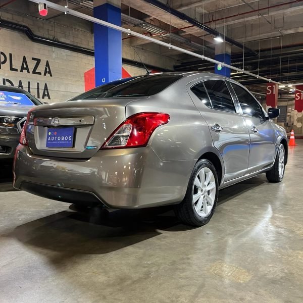 Nissan Versa Advance <br> 2018 - Imagen 24