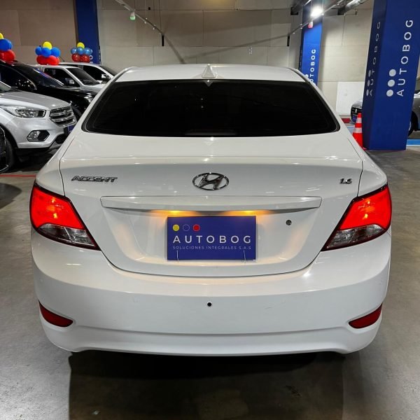 Hyundai Accent Sedan <br> 2017 - Imagen 6