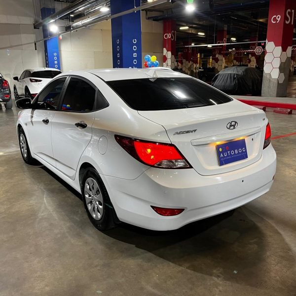 Hyundai Accent Sedan <br> 2017 - Imagen 7