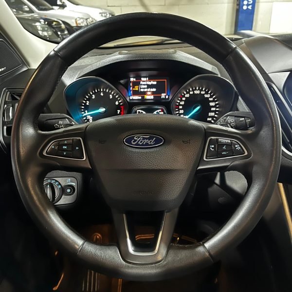 Ford Escape SE 4x2 <br> 2019<br>$69.990.000 - Imagen 12