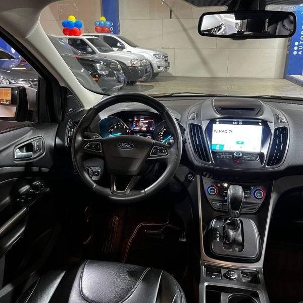 Ford Escape SE 4x2 <br> 2019<br>$69.990.000 - Imagen 16