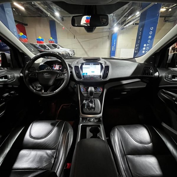 Ford Escape SE 4x2 <br> 2019<br>$69.990.000 - Imagen 19