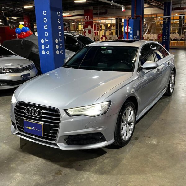 Audi A6<BR>2017<BR>$73,990,000 - Imagen 4