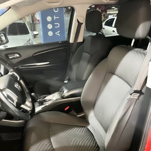 Dodge Journey<br>2012<br>$34.990.000 - Imagen 8