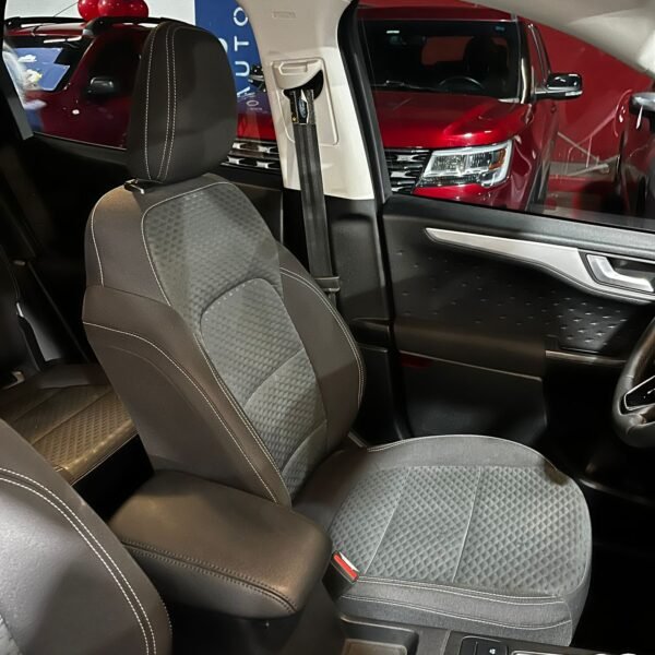 Ford Escape SE<br>2021<br>$89.990.000 - Imagen 9
