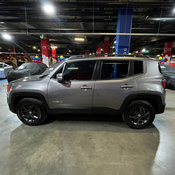 Jeep Renegade Longitude<br>2017<br>$68,990,000 - Imagen 9