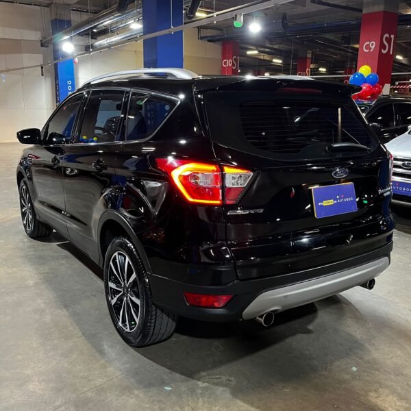 Ford Escape Titanium<br>2017<br>$69.990.000 - Imagen 7