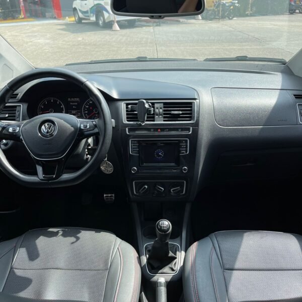 Volkswagen Cross Fox<br>2017<br>$ 48.990.000 - Imagen 13