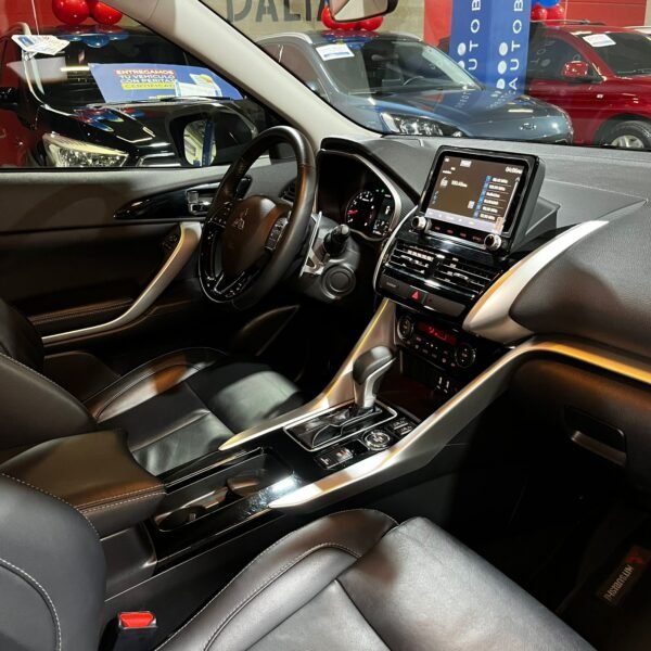 Mitsubishi Eclipse Cross <br>2023<br>$124.990.000 - Imagen 12