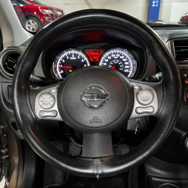 Nissan Versa Advance<br>2013<br>$24.990.000 - Imagen 15