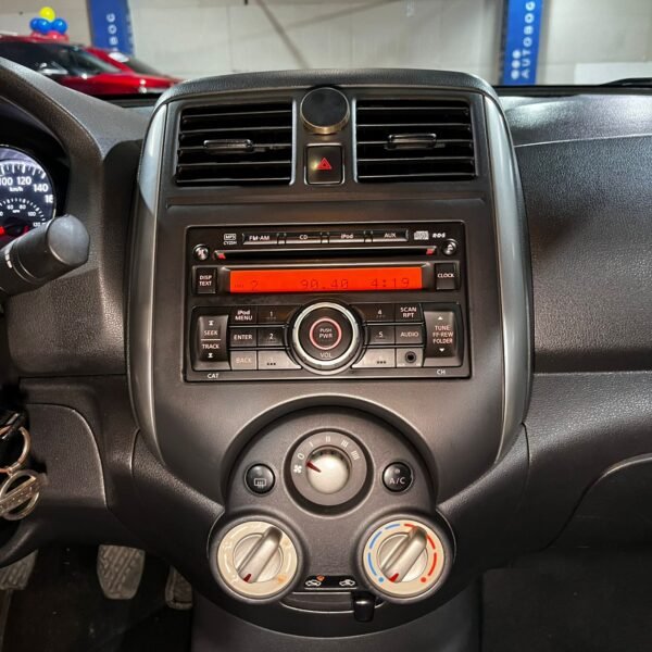 Nissan Versa Advance<br>2013<br>$24.990.000 - Imagen 14