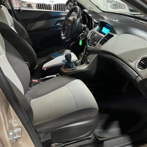 Chevrolet Cruze<br>2011<br>$26.990.000 - Imagen 14