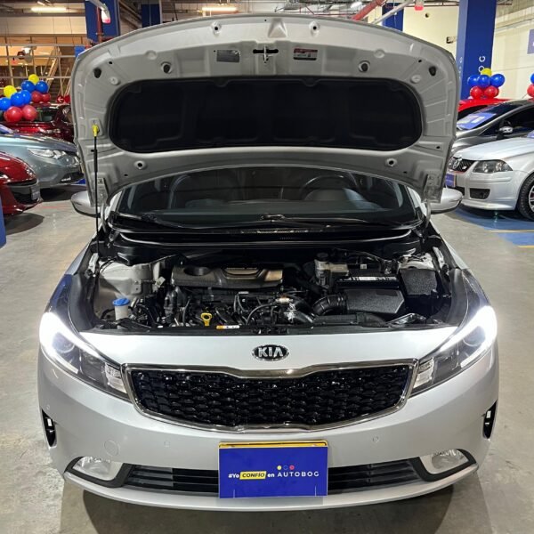Kia Cerato<br>2019<br>64.630.000 - Imagen 18