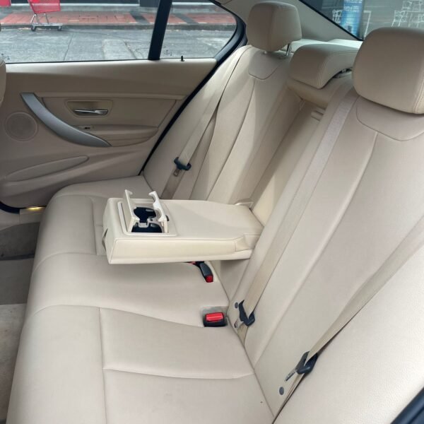 BMW 320I <br>2013<br>58.430.000 - Imagen 13