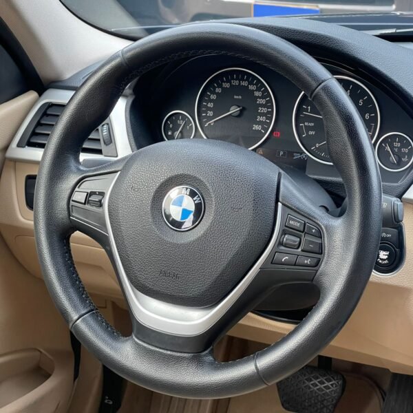BMW 320I <br>2013<br>58.430.000 - Imagen 19